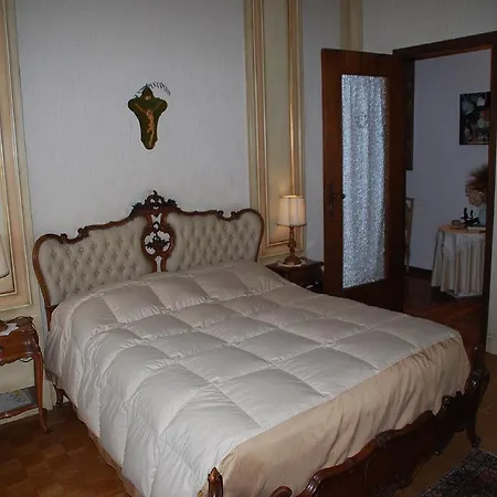 A Casa Di Anna Alojamento de Acomodação e Pequeno-almoço *